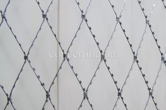 Piranha razor mesh
